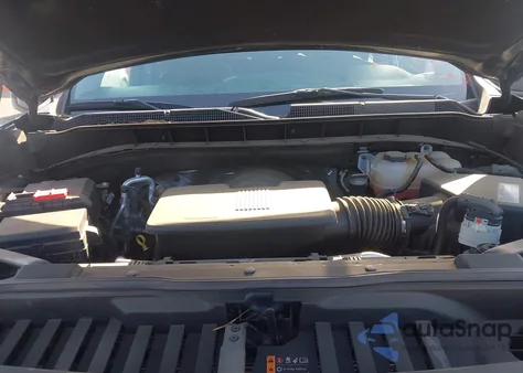 2021 Chevrolet Silverado 1500 4Wd Short Bed Lt Trail Boss z USA, uszkodzony, nr VIN 3GCPYFED8MG123150